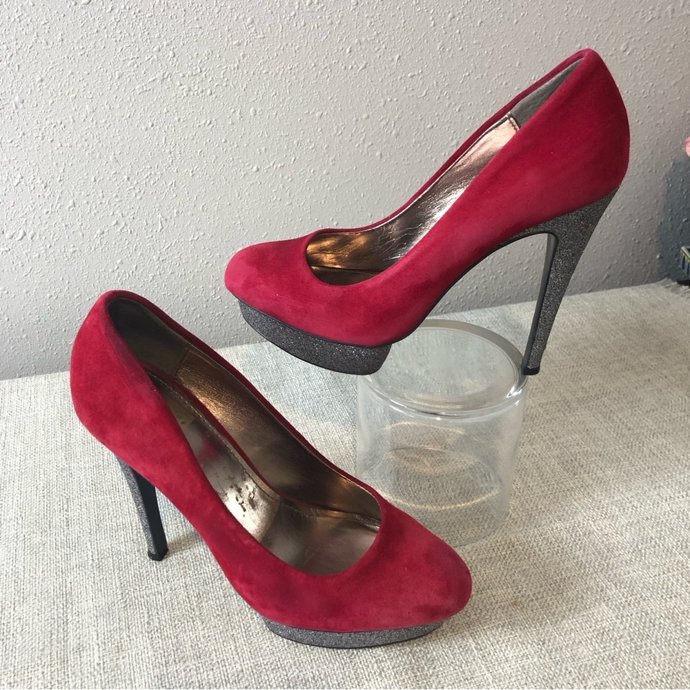 Dolcevita cranberry red sparkling heeled shoe size 6.5
